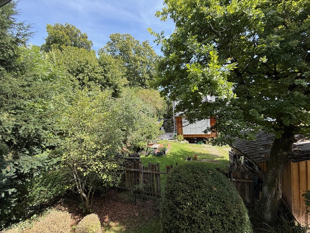 Ausblick Schlafzimmer Etagenwohnung Starnberg