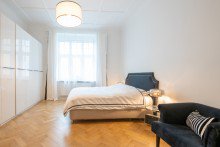  VERKAUFT !BELETAGE EXKLUSIVE ALTBAUWOHNUNG MIT TERRASSE UND KAMIN IN  WUNDERSCH�NEM ALTBAU NEUHAUSEN