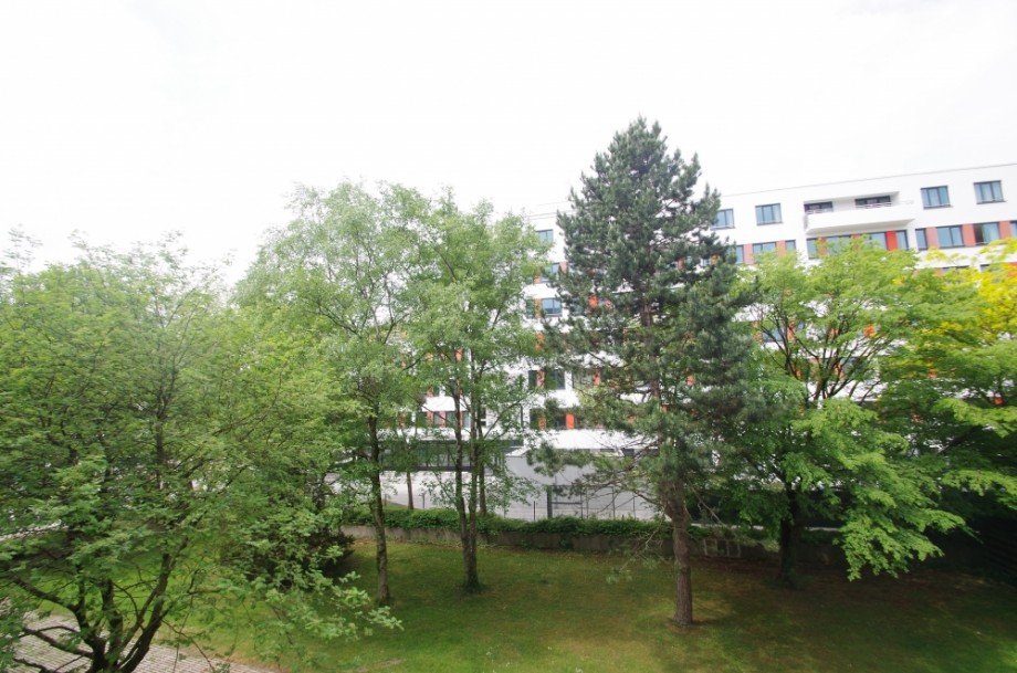 Ausblick vom Balkon Etagenwohnung M�nchen