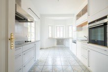  VERKAUFT ! ALTBAUJUWEL RENOVIERT MIT KAMIN DACHTERRASSE - THALKIRCHEN-OBERSENDLING