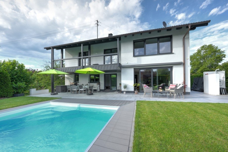 Gaten mit Pool Einfamilienhaus Tutzing