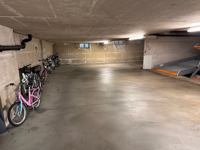 Tiefgarage Wohnung M�nchen / Obermenzing