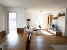 Wohnzimmer 1.png Sie lieben das Besondere?
Sie suchen ein au�ergew�hnliches Domizil?
Dann begeistert SIE diese elegante Wohnung - bestimmt!