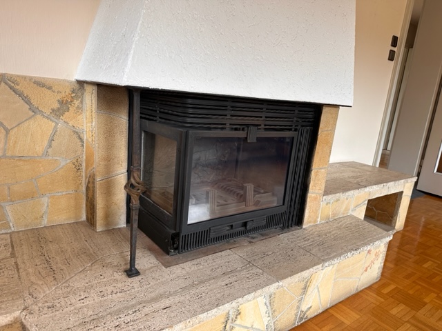 Kamin Haus M�nchen / Allach