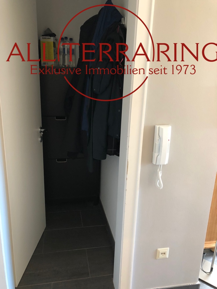 Garderobe Penthousewohnung Harlaching, M�nchen