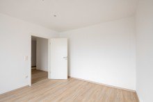  VERMIETET DACHTERRASSEN WOHNUNG IN NEUHAUSEN MIT BLICK �BER DIE STADT- ERSTBEZUG NACH SANIERUNG !