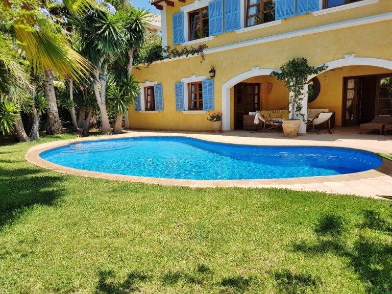  Calvi� / Palmanova - Mallorca Villa Wundersch�ne Villa ruhig und doch zentral in Palmanova