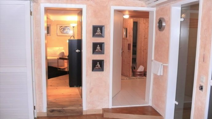 Wohnraum und Sauna Villa M�nchen