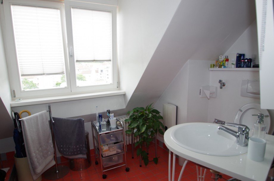  Dachgeschosswohnung M�nchen