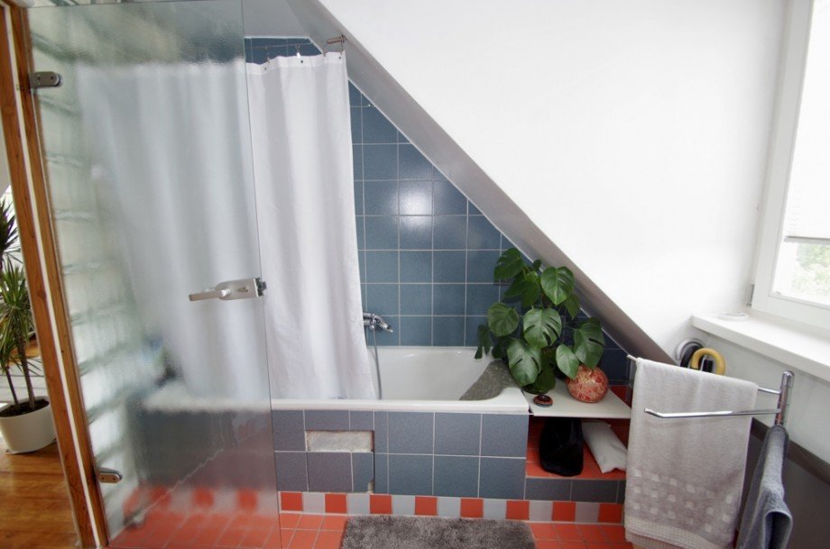  Dachgeschosswohnung M�nchen