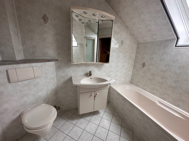 Bad OG Haus M�nchen / Allach