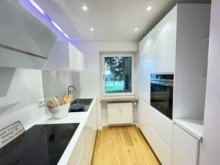  ERSTBEZUG NACH SANIERUNG ! TOPLAGE SCHWABING AM LUIPOLDPARK ! EG WOHNUNG MIT GRO�ER TERRASSE - PROVISIONSFREI !