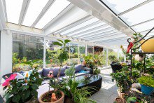  VERKAUFT ! WUNDERSCH�NE GARTENWOHNUNG MIT TRAUMGARTEN UND TEICH IN BESTLAGE HARLACHING - U-BAHN