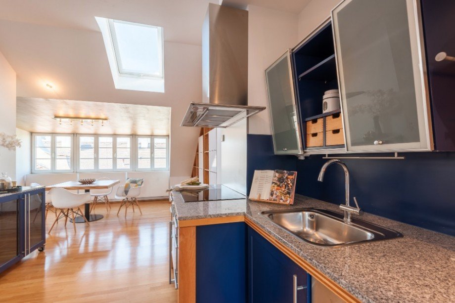  Dachgeschosswohnung M�nchen