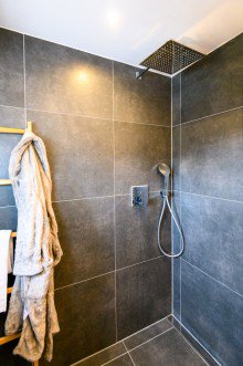 Guldeinstr 52-17 VERKAUFT ! ERSTBEZUG NACH SANIERUNG ! TOPLAGE IM WESTEND - 3 ZIMMER + WOHNK�CHE - PROVISIONSFREI !