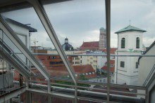  VERMIETET - TRAUMWOHNUNG MIT DACHTERRASSE BLICK �BER DIE ALTSTADT ! GEWERBLICH NUTZBAR !