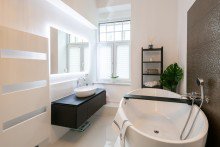  VERMIETET ! BELETAGE EXKLUSIVE ALTBAUWOHNUNG MIT TERRASSE UND KAMIN IN  WUNDERSCH�NEM ALTBAU NEUHAUSEN