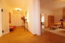 Diele VERMIETET ! Wundersch�ne, exklusive Altbau-Wohnung in Bestlage Schwabing