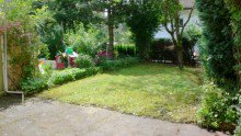 Blick in den Garten VERMIETET ! KINDER WILLKOMMEN ! GRO�Z�GIGES REIHENHAUS MIT S�D-GARTEN IN NEURIED