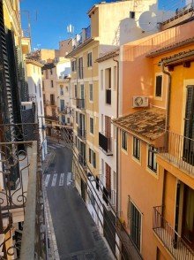 VERKAUFT ! Top renovierte Wohnung in Palma -Altstadt zum Kauf !