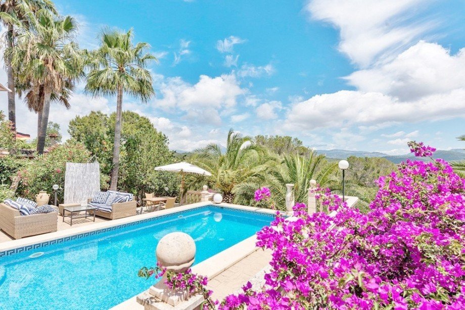 Poolbereich Villa Calvi� / Costa de la Calma