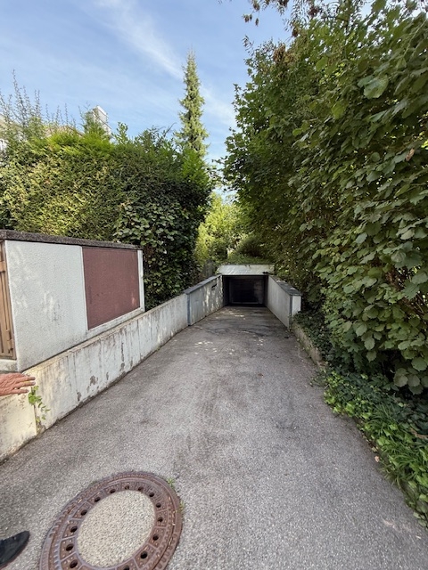 TG Einfahrt Etagenwohnung Starnberg