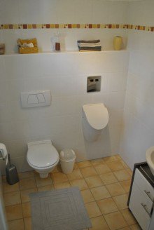 G�ste WC EG Familientraum im M�nchner Osten - freistehendes Einfamilienhaus auf gro�em Grundst�ck in ruhiger Lage Feldkirchen ...