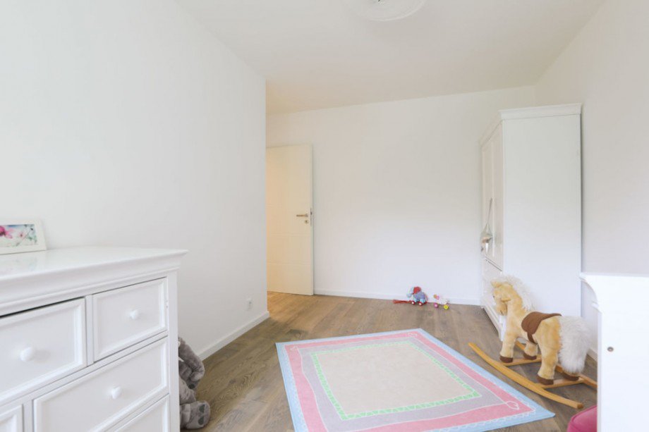 Ger�umiges Kinderzimmer.png Etagenwohnung M�nchen Untermenzing