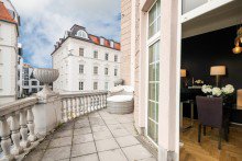  VERMIETET ! BELETAGE EXKLUSIVE ALTBAUWOHNUNG MIT TERRASSE UND KAMIN IN  WUNDERSCH�NEM ALTBAU NEUHAUSEN