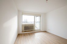  VERMIETET DACHTERRASSEN WOHNUNG IN NEUHAUSEN MIT BLICK �BER DIE STADT- ERSTBEZUG NACH SANIERUNG !