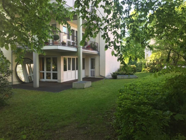 M�nchen - Bogenhausen Wohnung M�NCHEN - HERZOGPARK! Traumhafte Gartenwohnung am Isarkanal mit 2 Terrassen - direkt im Englischen Garten!