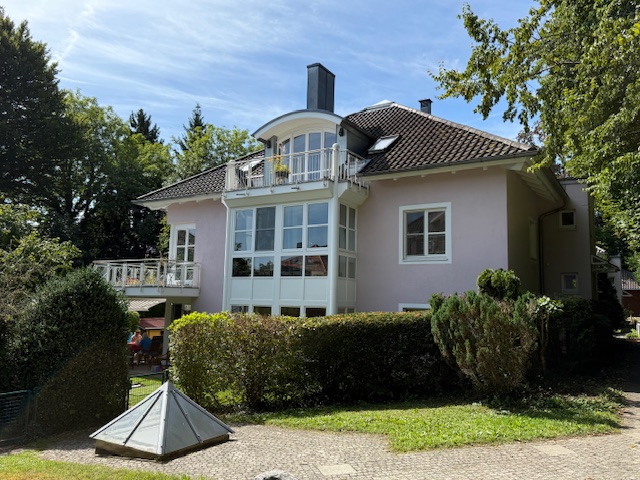 Hausansicht Etagenwohnung Starnberg