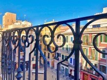  VERKAUFT ! Top renovierte Wohnung in Palma -Altstadt zum Kauf !