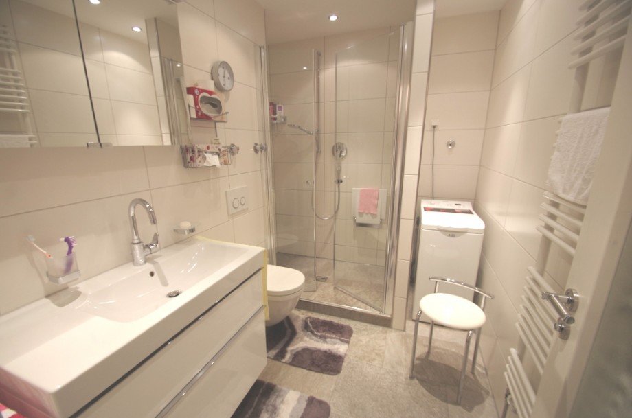 neues Bad mit Dusche Etagenwohnung M�nchen