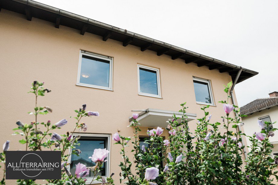  Zweifamilienhaus M�nchen